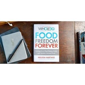 ✨The Whole 30 Food Freedom Forever Book✨